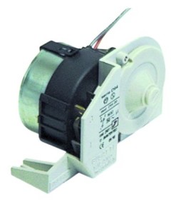 Abtauuhr BIGATTI Typ D94.00 Abtauintervall 2x in 24h DEF Zeit 60smin 230V